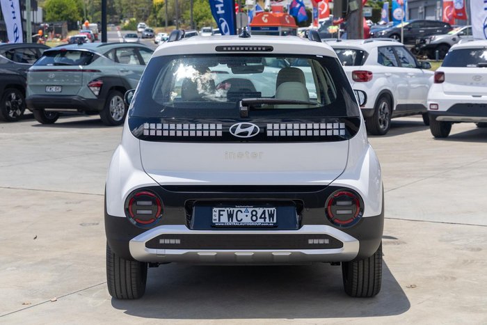 2025 Hyundai INSTER Extended Range