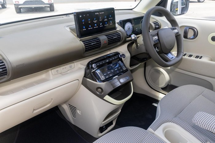 2025 Hyundai INSTER Extended Range