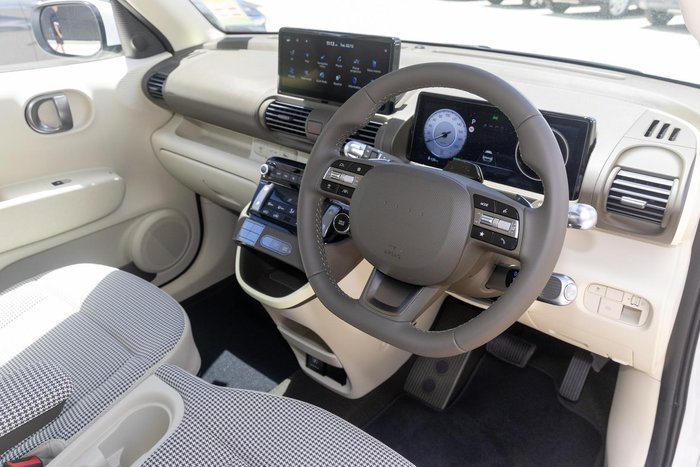 2025 Hyundai INSTER Extended Range