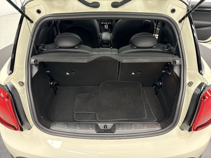 2021 MINI Hatch John Cooper Works Classic