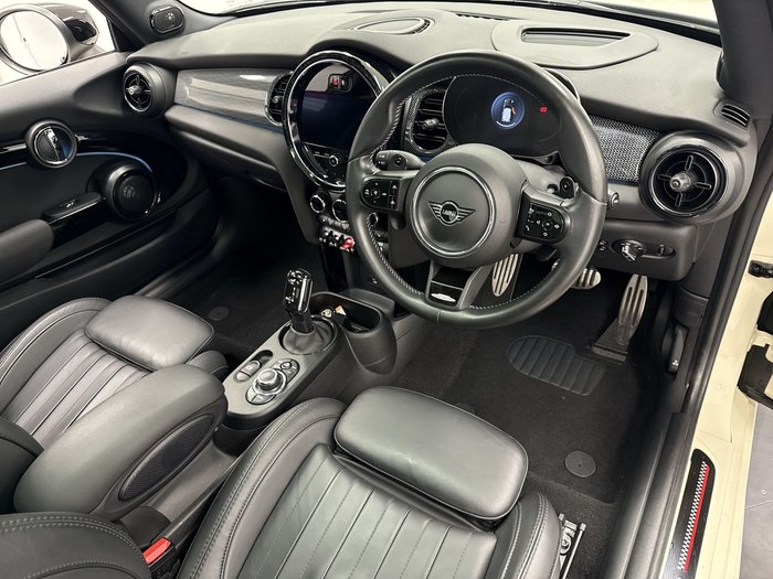 2021 MINI Hatch John Cooper Works Classic