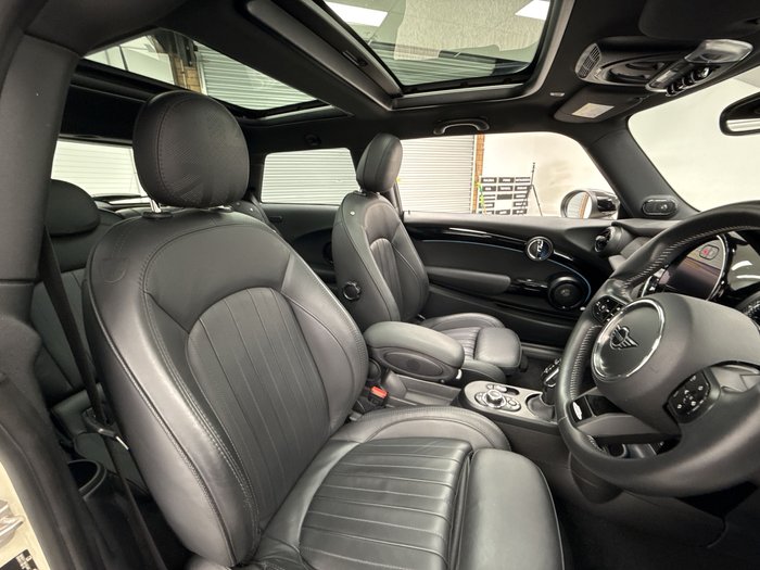 2021 MINI Hatch John Cooper Works Classic