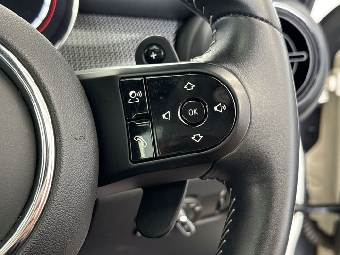 2021 MINI Hatch John Cooper Works Classic