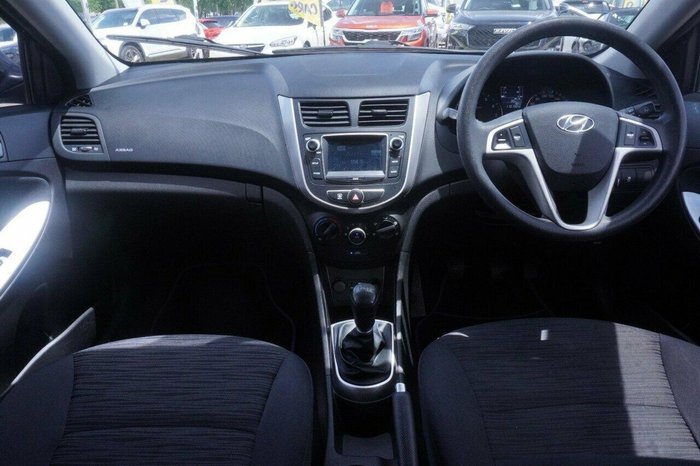 2016 Hyundai Accent Active