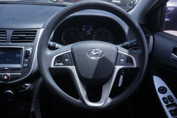 2016 Hyundai Accent Active