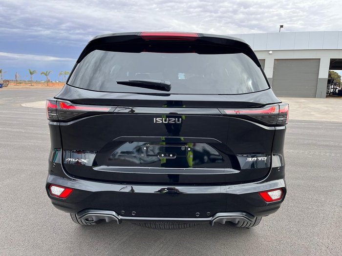 2025 Isuzu MU-X LS-T