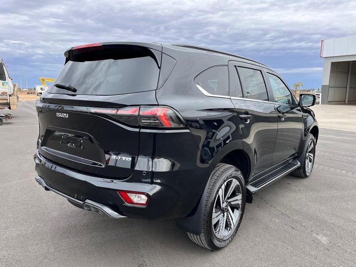 2025 Isuzu MU-X LS-T