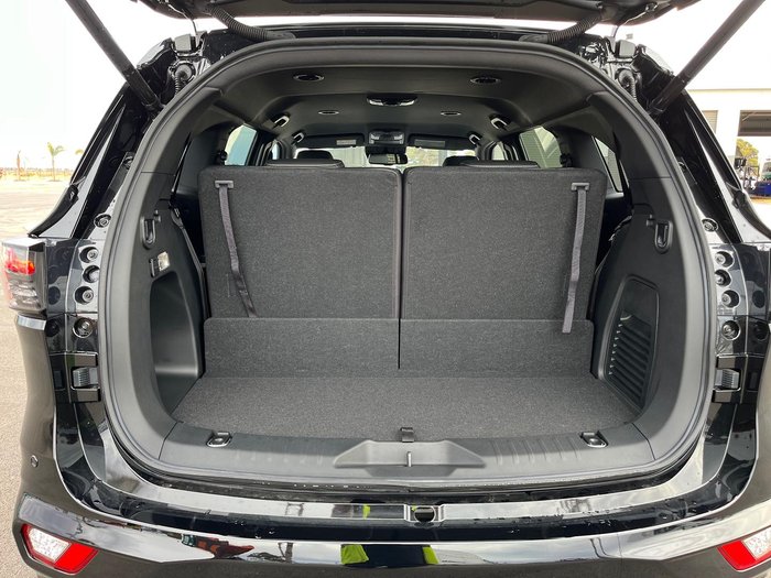 2025 Isuzu MU-X LS-T