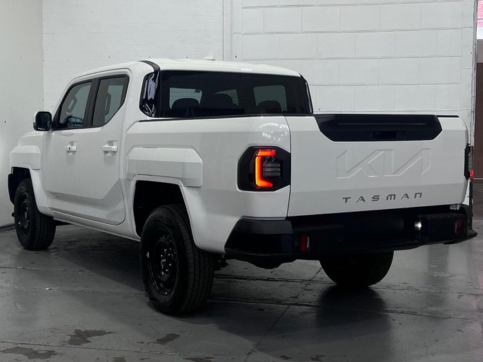 2025 Kia Tasman S