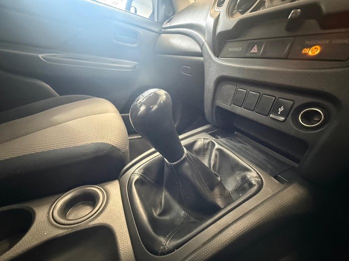 2019 Mitsubishi Triton GLX