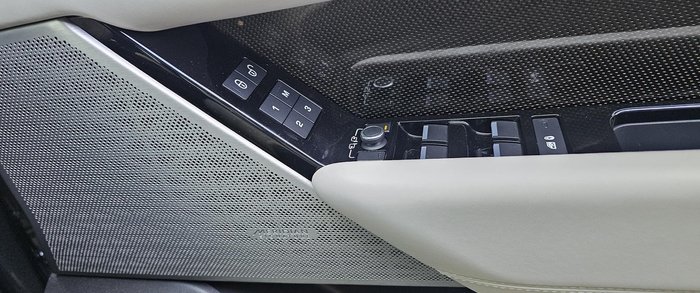 2017 Land Rover Range Rover Velar P380 First Edition L560 MY18 AWD Corris Grey