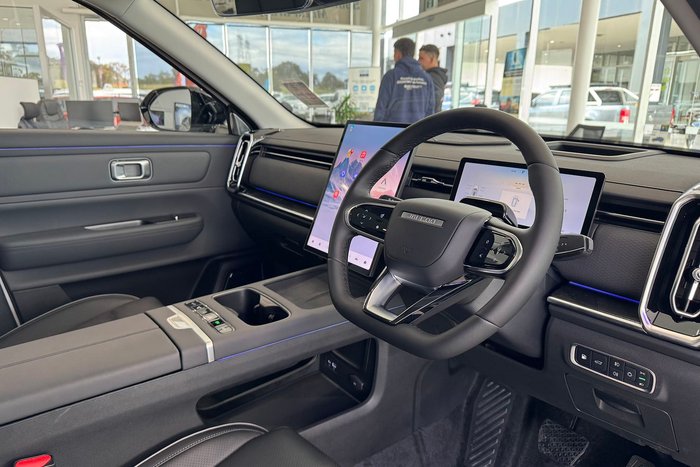 2025 Jaecoo J7 SHS Summit