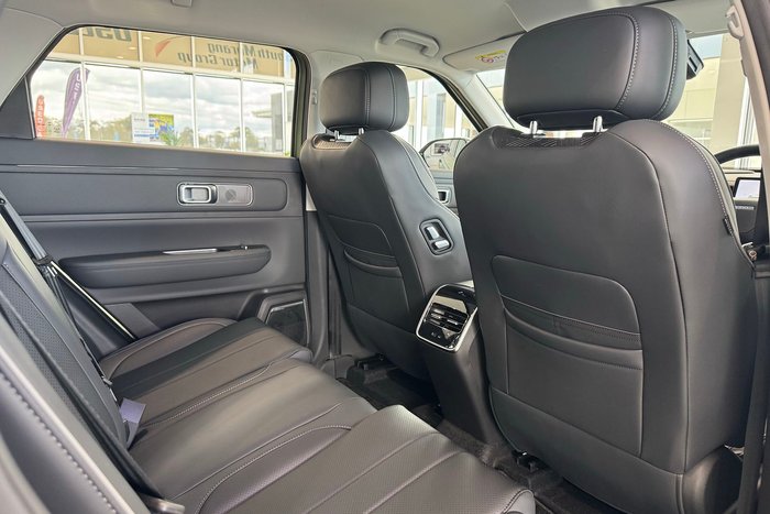 2025 Jaecoo J7 SHS Track