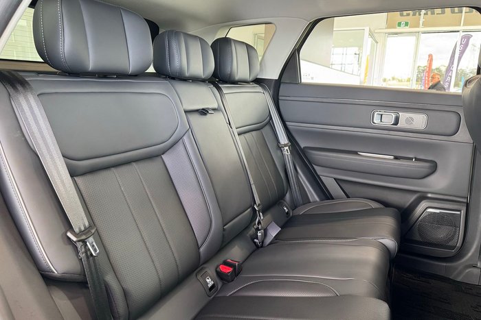 2025 Jaecoo J7 SHS Track