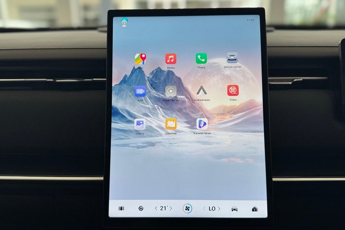 2025 Jaecoo J7 SHS Track