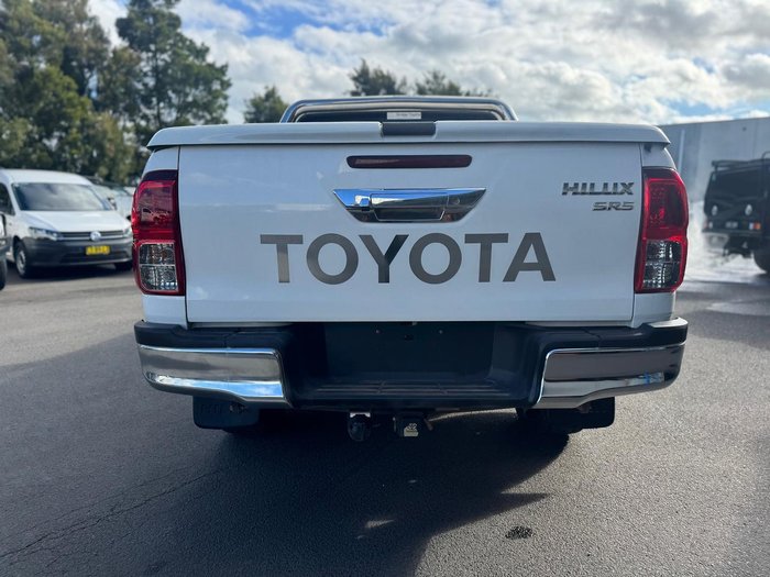 2020 Toyota Hilux SR5