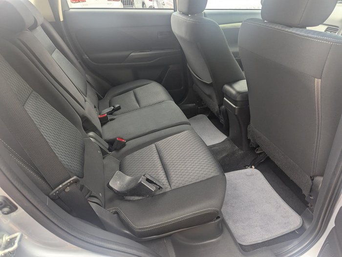 2014 Mitsubishi Outlander ES ZJ MY14.5 Cool Silver