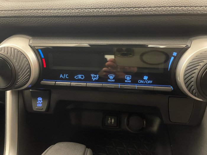 2019 Toyota RAV4 GX MXAA52R Glacier White