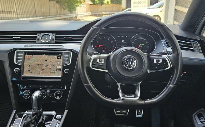 2016 Volkswagen Passat 132TSI Comfortline B8 MY16 Pure White