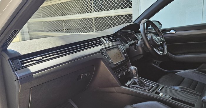 2016 Volkswagen Passat 132TSI Comfortline B8 MY16 Pure White