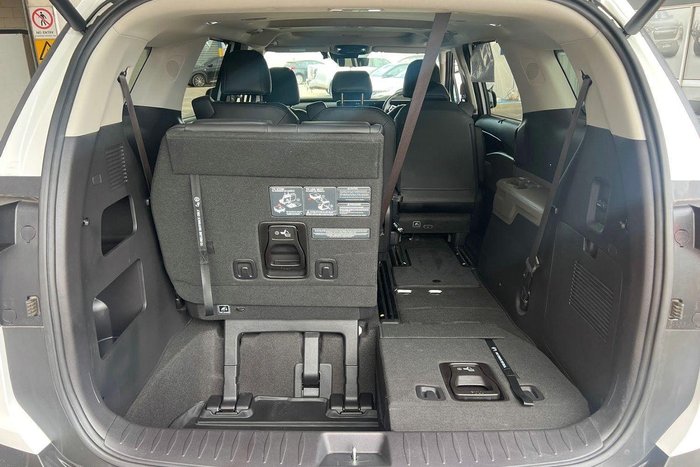 2024 Kia Carnival GT-Line