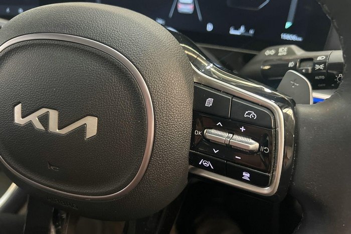 2024 Kia Carnival GT-Line