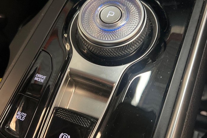 2024 Kia Carnival GT-Line