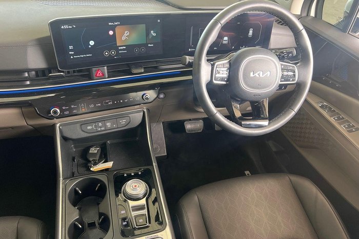 2024 Kia Carnival GT-Line