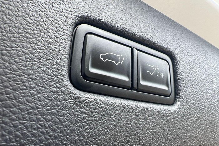 2024 Kia Carnival GT-Line