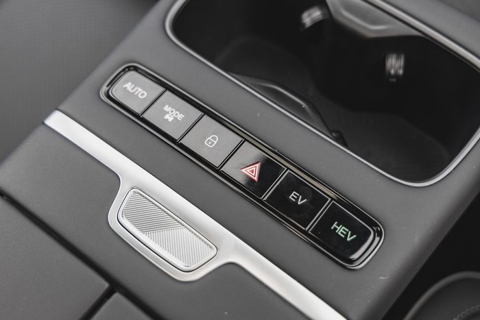 2025 Jaecoo J7 SHS Summit