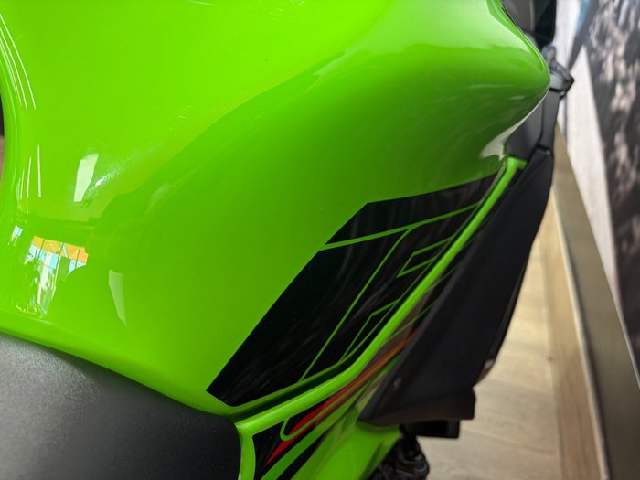 2024 Kawasaki NINJA 650L GREEN