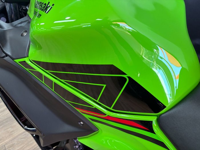 2024 Kawasaki NINJA 650L GREEN