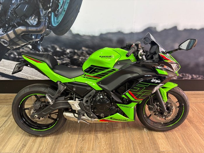 2024 Kawasaki NINJA 650L GREEN