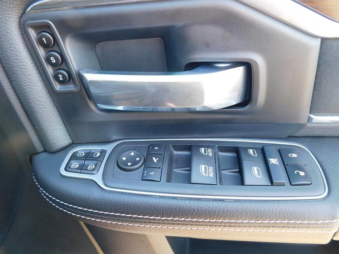 2024 RAM 2500 Laramie Rambox