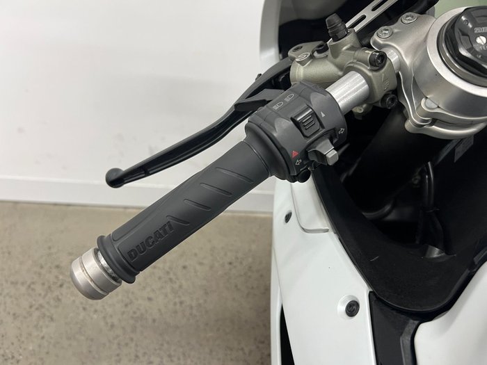 2016 DUCATI 959 PANIGALE (WHITE) White