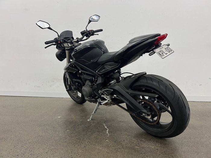 2018 Triumph STREET TRIPLE S 660 LAMS Black