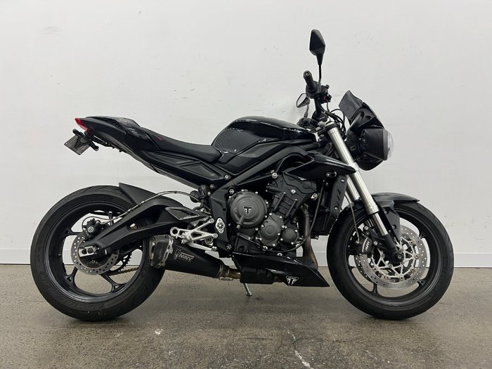 2018 Triumph STREET TRIPLE S 660 LAMS Black