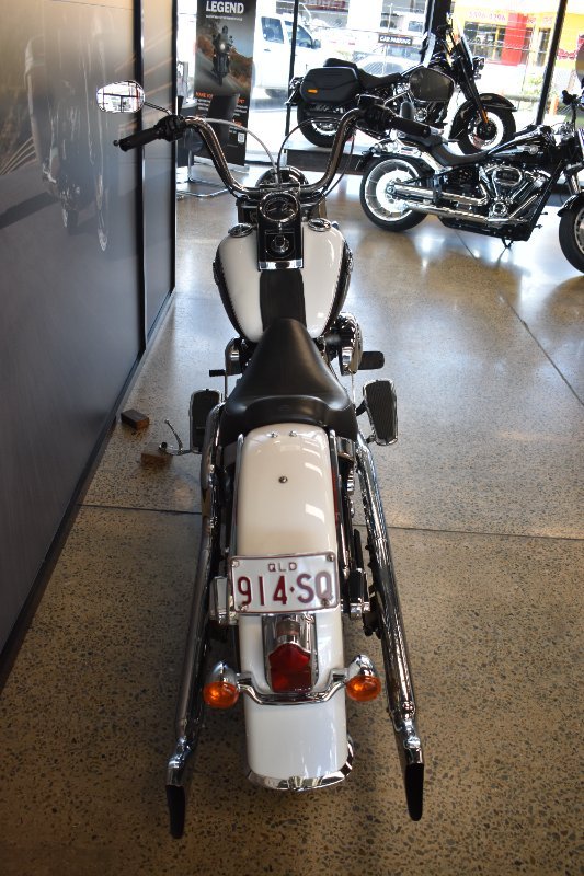 2005 Harley-davidson FLSTN SOFTAIL DELUXE BLACK