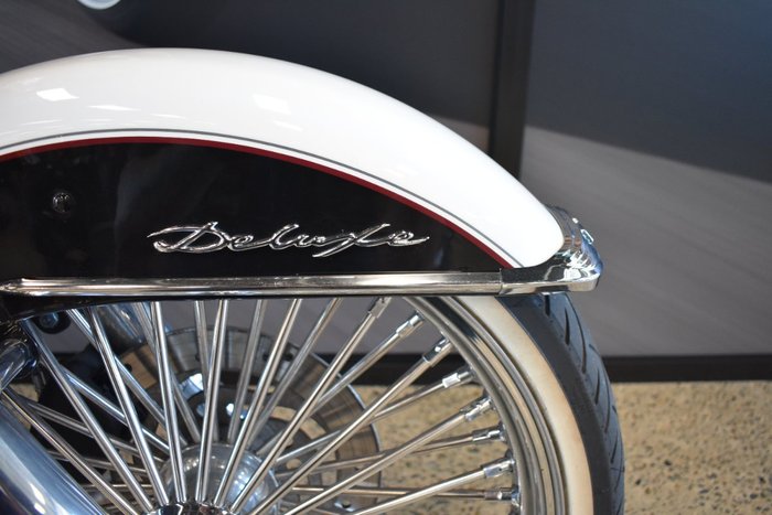 2005 Harley-davidson FLSTN SOFTAIL DELUXE BLACK