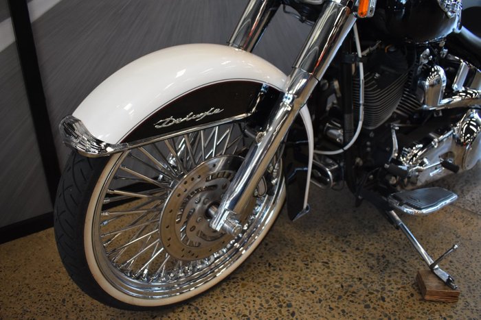 2005 Harley-davidson FLSTN SOFTAIL DELUXE BLACK