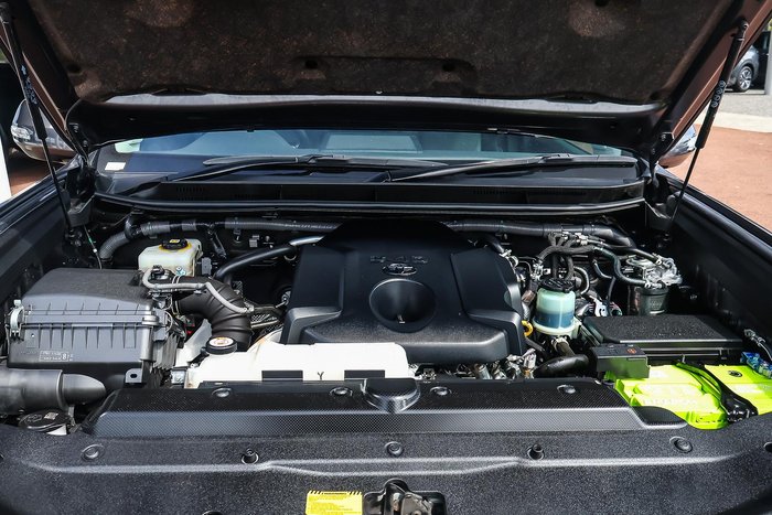 2021 Toyota Landcruiser Prado VX