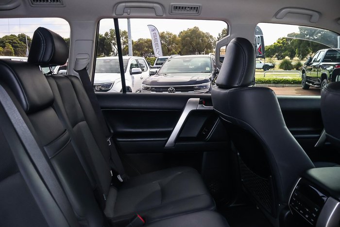 2021 Toyota Landcruiser Prado VX