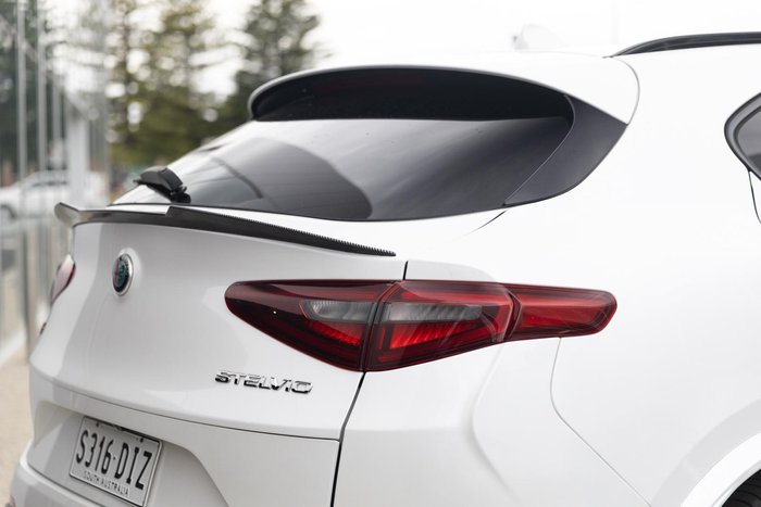 2019 Alfa Romeo Stelvio Quadrifoglio