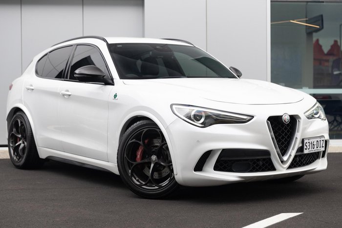 2019 Alfa Romeo Stelvio Quadrifoglio