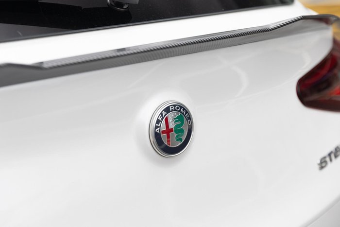 2019 Alfa Romeo Stelvio Quadrifoglio