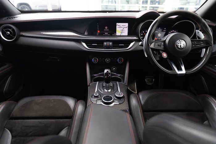 2019 Alfa Romeo Stelvio Quadrifoglio