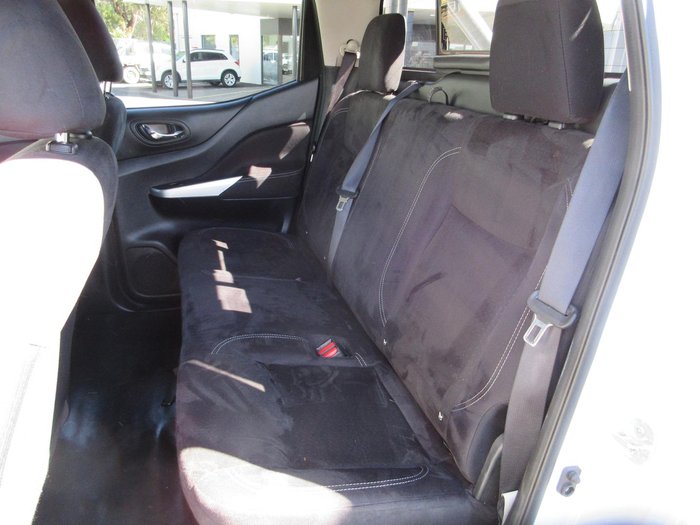 2018 Nissan Navara Silverline