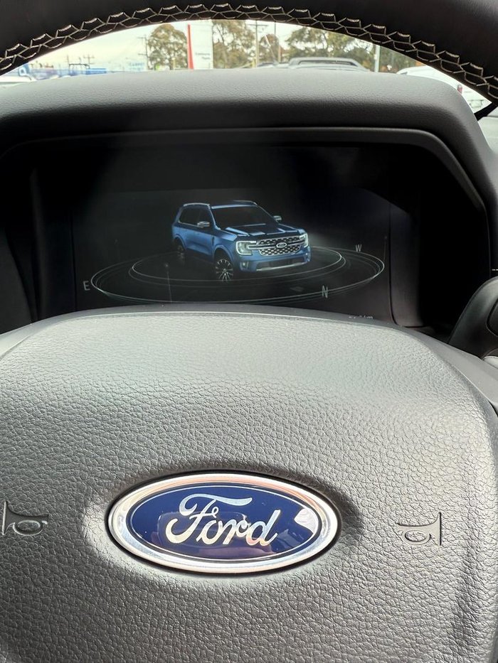 2025 Ford Everest Platinum