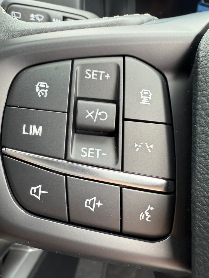 2025 Ford Everest Platinum