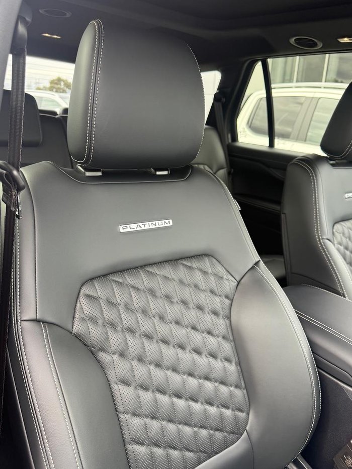 2025 Ford Everest Platinum